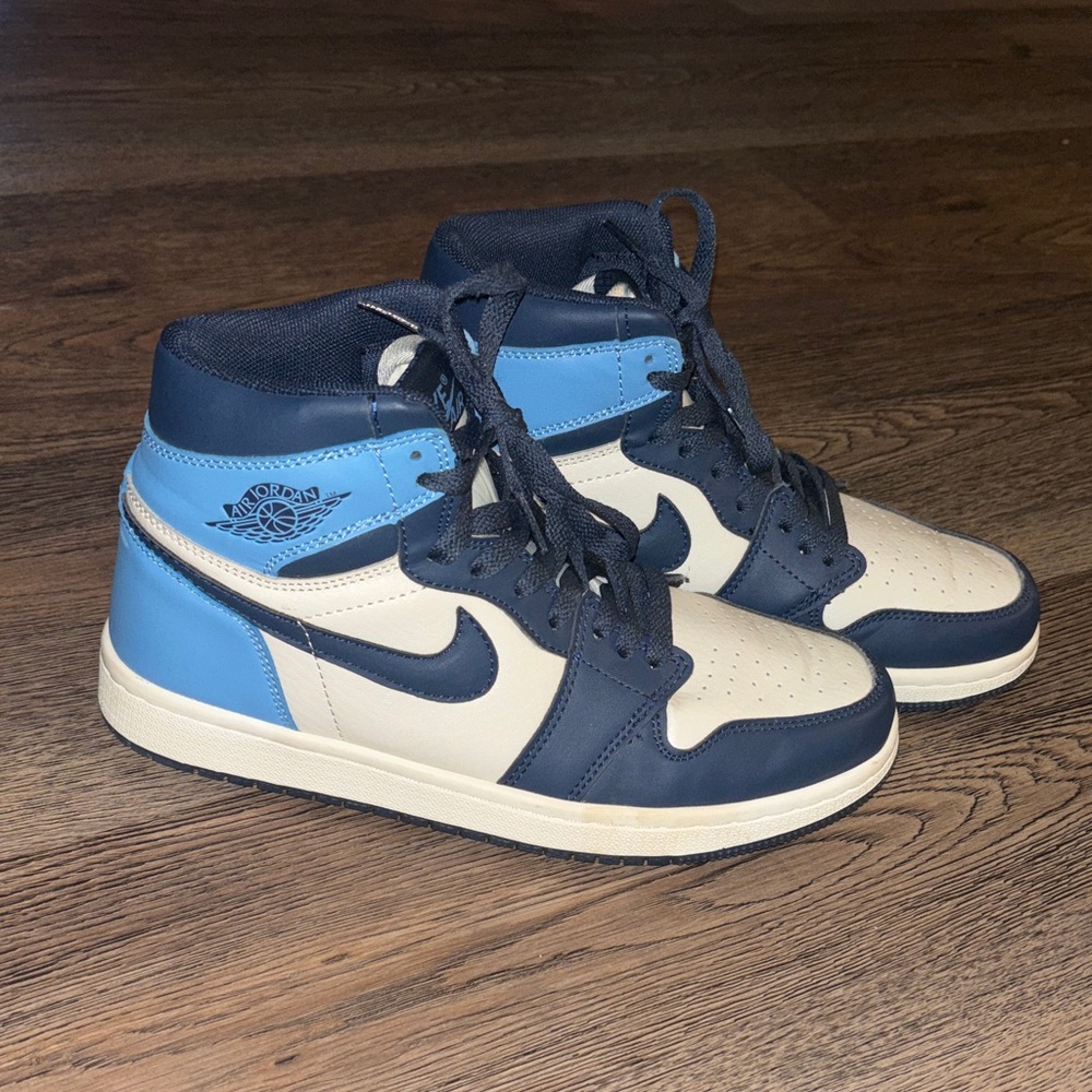 Nike Air JordanBlue and White High-Top Sneakers size 7